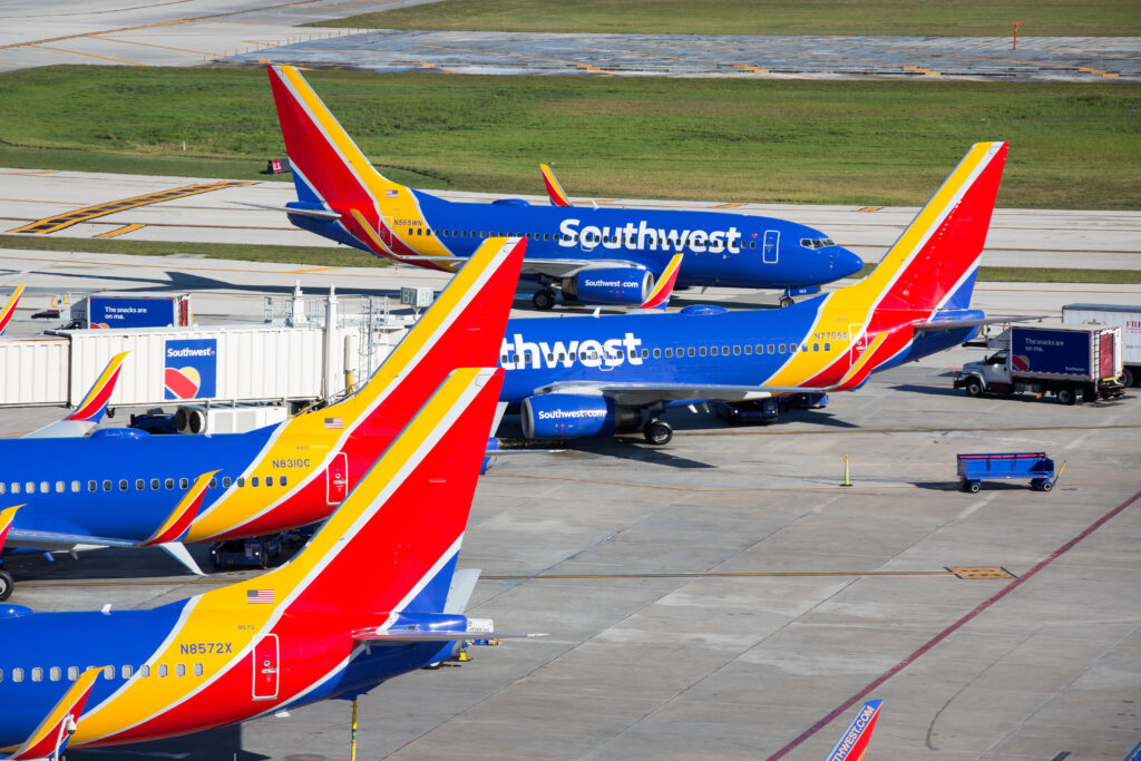 Southwest Airlines CarryOn Size, Weight, & Liquids Policy