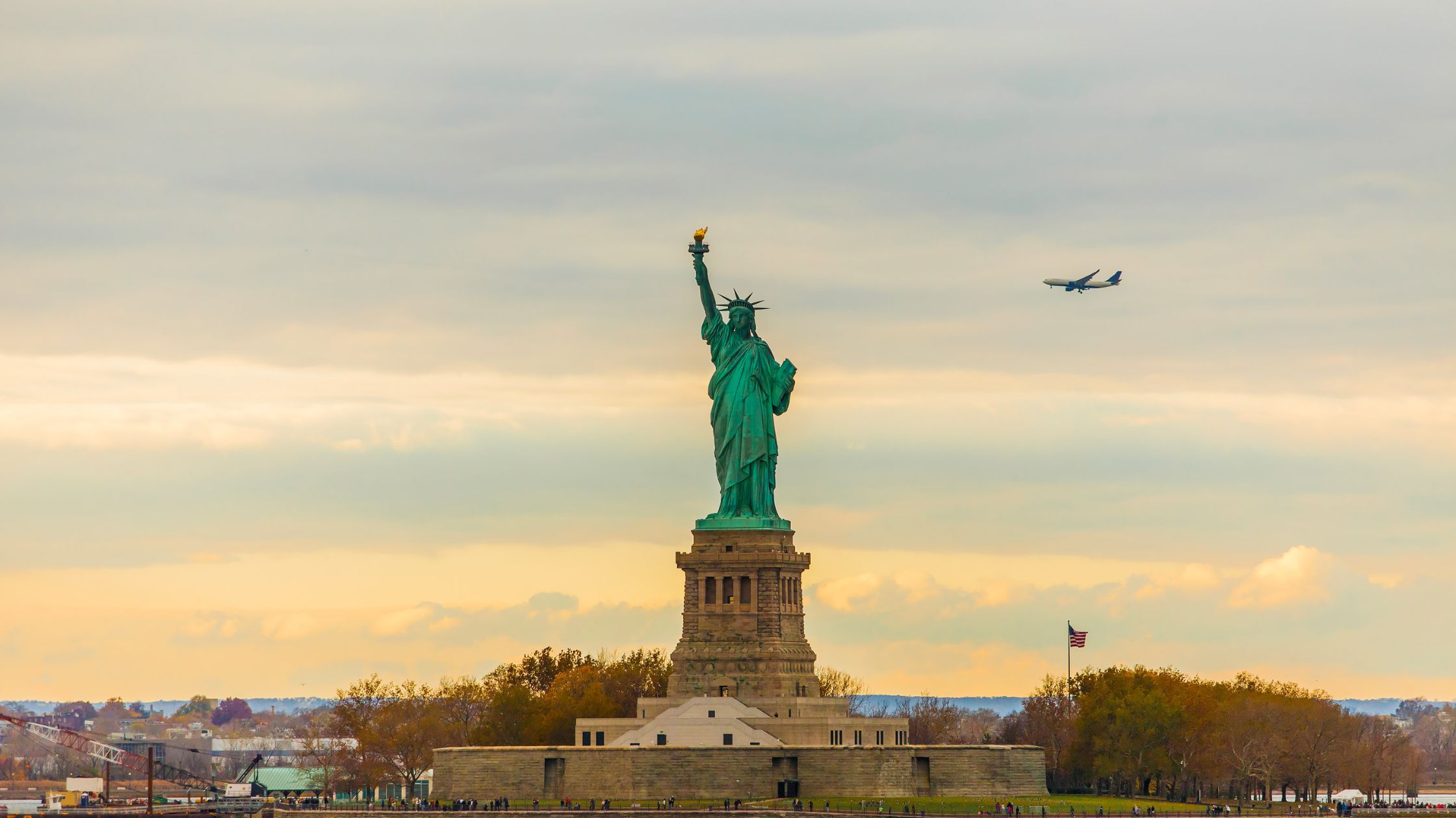 how long is flight from new york to washington state